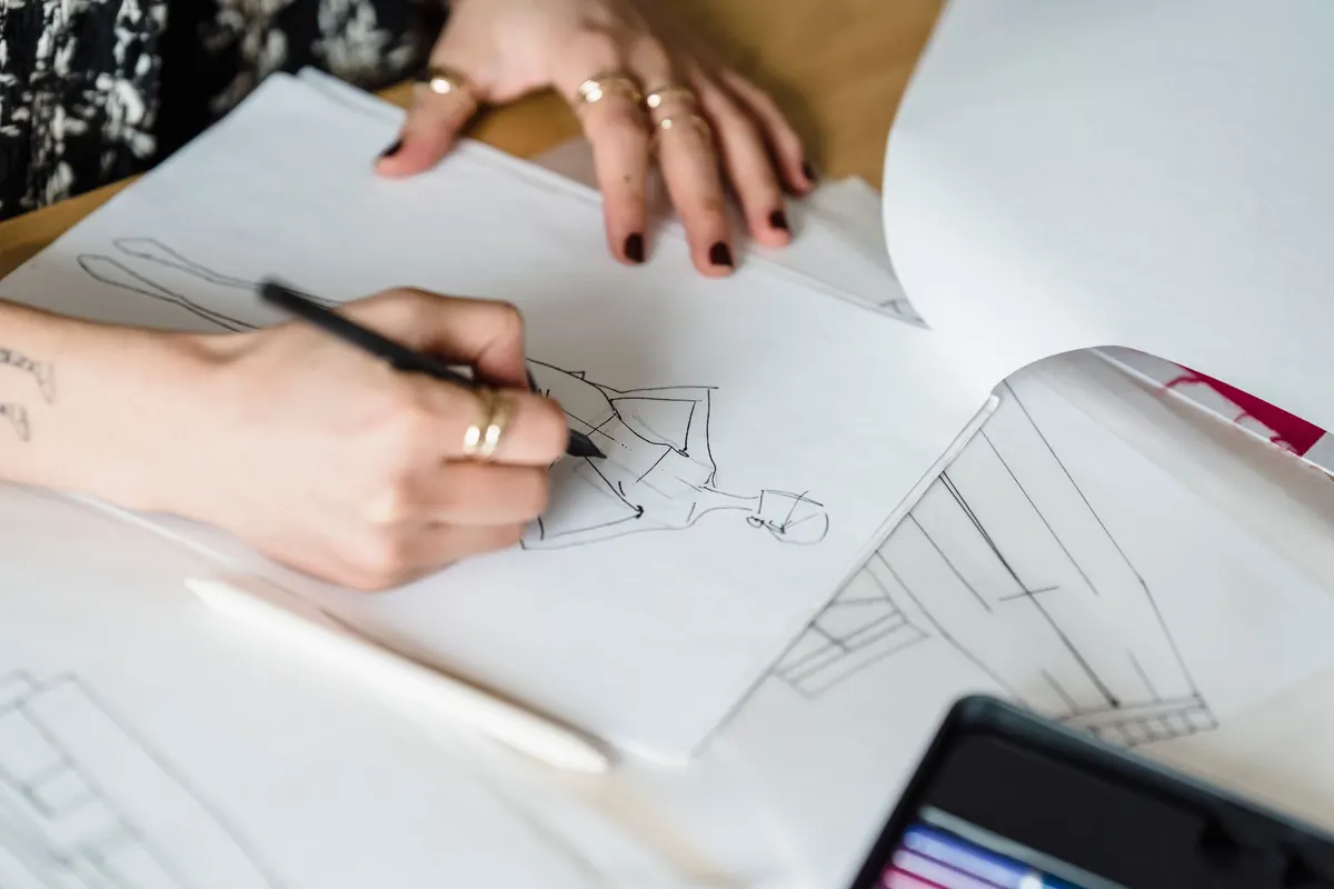 How to Commission a Custom Family Crest: A Step-by-Step Checklist